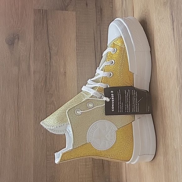 Converse high top Brand new platform in the box no lid. - Picture 7 of 15